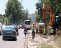 Punime n&euml; rrug&euml;, bllokohet aksi<br />Kthesa e Kamz&euml;s-Qaf&euml; Kasha