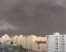 Fenomen i pazakonshëm, stuhia <br />e frikshme godet Bjellorusinë 