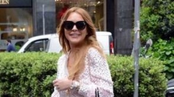 Lindsay Lohan shopping në<br />Milano përpara nisjes së Expo-së