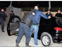 Aksioni/ Policia e Tiranës ‘kreh’<br />kryeqytetin, pranga 12 personave