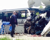 SHBA, autobusi me turistë italianë<br />përplaset me kamionin, 3 të vdeku