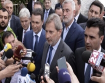 Shkup,Zaev merr pjesë në bisedime<br /> Analistët: Nuk besojmë tek Hahn