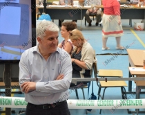 FOTO/ Pandeli Majko monitoron<br />num&euml;rimin tek shkolla "Vasil Shanto"&nbsp;