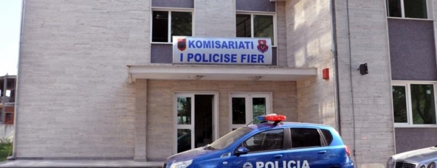 Sulmuan stafin e burgut, kapen 3<br />persona, njëri ishte në kërkim