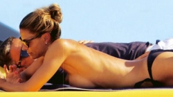 Ish-missi italian Martina<br />Colombari topless n&euml; jaht