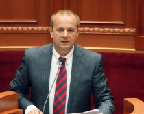 E mbani mend Kakomene?&nbsp;