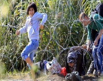 Edhe m&euml; tep&euml;r mure kund&euml;r refugjat&euml;ve?