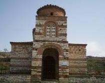 Vidhet e dhunohet kisha e Shënkollit<br />hajdutët dëmtuan ikonat e statujat 