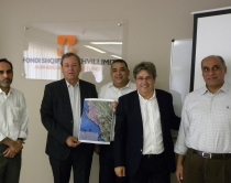 Lajm i mirë për Lumin e Vlorës<br />Kuvajti jep 78 milionë $ për rrugën