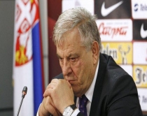Kreu i federatës serbe: Nëse na <br />qëllojnë sërish, ndeshja nuk luhet