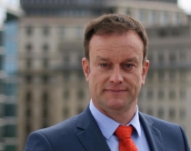 E shp&euml;tuam pak Europ&euml;n!