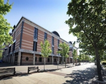 Angli, azilk&euml;rkuesi homoseksual<br />nga Shqip&euml;ria kapet me patent&euml; false