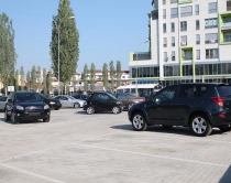 Pas "Qemal Staf&euml;s", Bashkia<br />parking&nbsp;t&euml; dyt&euml; t&euml; Stadiumi Dinamo