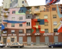 &nbsp;&ldquo;K&euml;to (nuk) jan&euml; gj&euml;rat p&euml;r<br />&nbsp;t&euml; cilat jemi duke luftuar&rdquo;