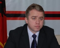 Nj&euml; lajm i keq p&euml;r shoq&euml;rin&euml;&nbsp;<br />&nbsp;jo politike n&euml; Shqip&euml;ri