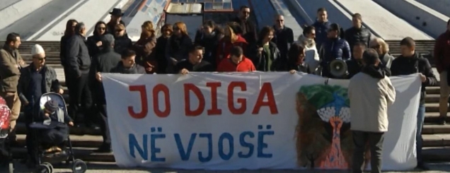 Protestë kundër HEC/it në Vjosë<br />Aktivistët: Moratorium 3 vjeçar 