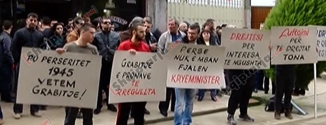 Prishja e banesave p&euml;r parkingun<br />e stadiumit,protestojn&euml; shkodran&euml;t