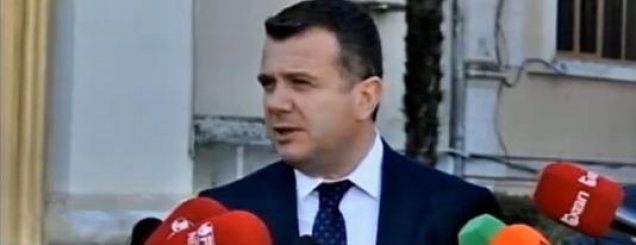 "Ndjes&euml; q&euml; i dhash fjal&euml;n Blushit dje n&euml; Elbasan"