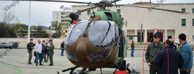 Bie helikopteri i “Eurocopter”<br />vdesin dy pilotë të ushtrisë