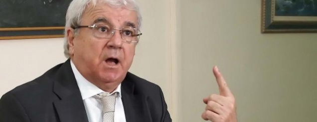 Ngjela: Nga ligësia e Hoxhës tek e<br />Berishës, historia politike e vendit