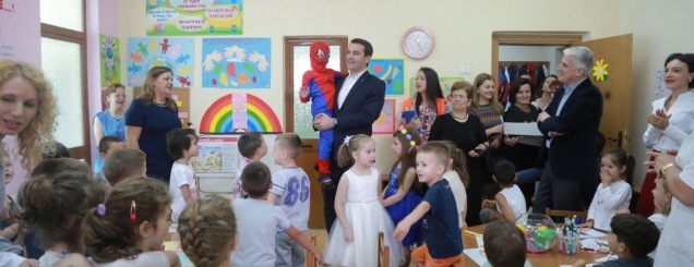 Veliaj bën bilancin e vitit të parë<br />në bashki: Jemi fokusuar tek fëmijët 