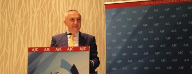 Kur shtypi amerikan bën fushatë<br />elektorale në Shqipëri