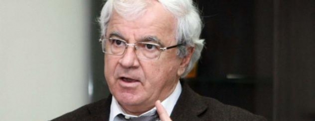 Jan&euml; 100 deputet&euml; gati t&euml; votojn&euml;<br />reform&euml;n, absurditet t&euml; vonohet&nbsp;