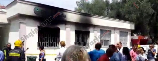 Zjarr brenda Spitalit Amerikan<br />vdesin 2 pacientë nga asfiksia