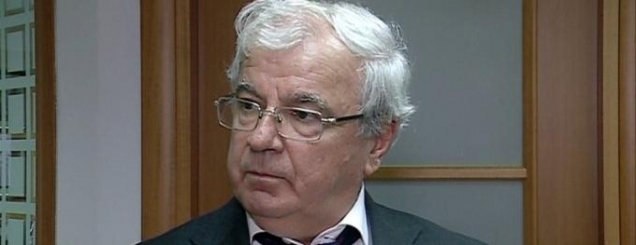 Politika shqiptare &euml;sht&euml; neoosmane