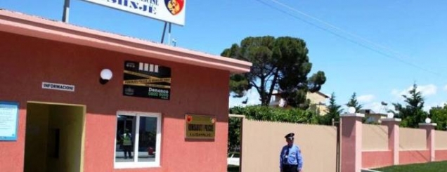 Lushnje, po ecte në kundravajtje<br />dhe dhunoi policët, pranga shoferit