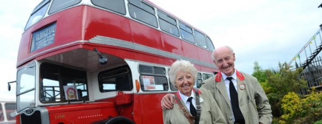 Britani, burri i blen gruas autobusin<br />ku ata u takuan para 60 vitesh