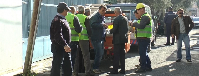 Tiranë, aksion për lirimin e<br />hapësirave publike në Njësinë.2