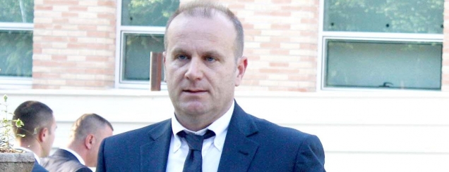 Berisha i braktisur nga e djathta<br />s'kursen as kryebashkiakun e Veron&euml;s