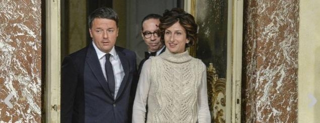 Italianët 'kryqëzojnë' gruan e Renzit:<br />Turp, mësuese me bluzë 730 euro