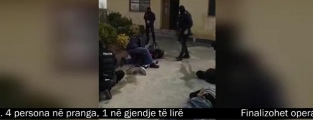 Video/ Policia aksion në banesë<br />30 kg kanabis dhe 4 të arrestua