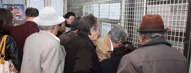 Merrnin pension me dokumente<br />false, procedohen t&euml; moshuarit