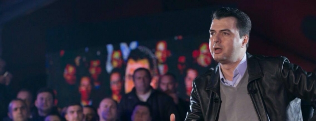 &ldquo;Tërmeti&rdquo; Trump-Merkel që mbylli<br />sot çadrën e Lulzim Bashës