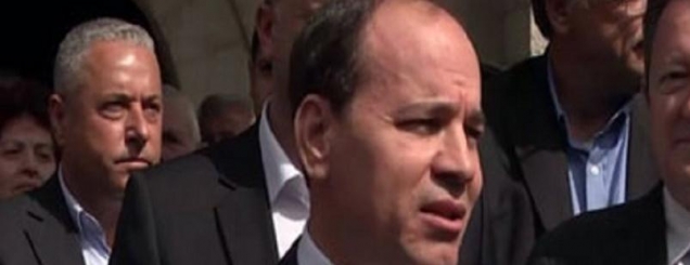 ​Ish-ministri i d&euml;nuar Spiro Ksera<br />nga &ccedil;adra e PD, krah Presidentit