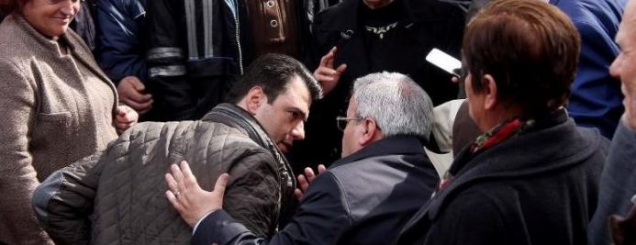 Si tentoi t&rsquo;i fshihej sot Basha<br />&ldquo;bombardimit&rdquo; amerikan