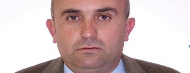 Të papunë, &ldquo;të persekutuar&rdquo;<br />me rroga mbreti/ Nga Zija Lika