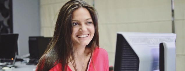 Viti i Ri ishte kur bredhi zbukurohej<br />me pambuk e të shijonte një portokalle<br /><br>
