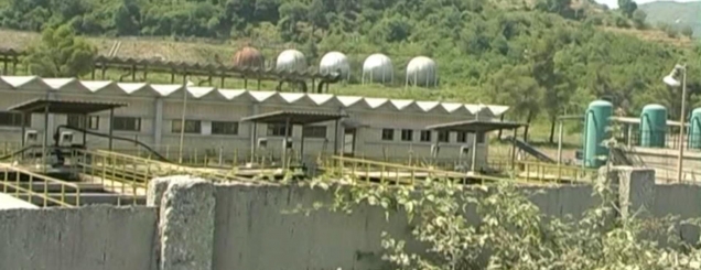 Ballsh,ndotja nga tymrat e uzin&euml;s,<br />rrezik serioz p&euml;r banor&euml;t