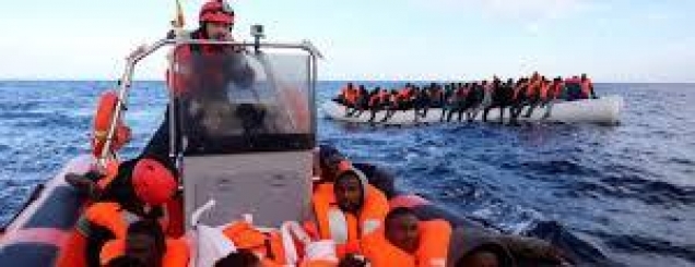 Anija gjermane shpëton 919<br />migrantë në Mesdhe