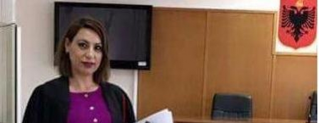 Letra prekëse e djalit që babai i vrau<br />të ëmën: Teta Fildez i thuaj mamit...