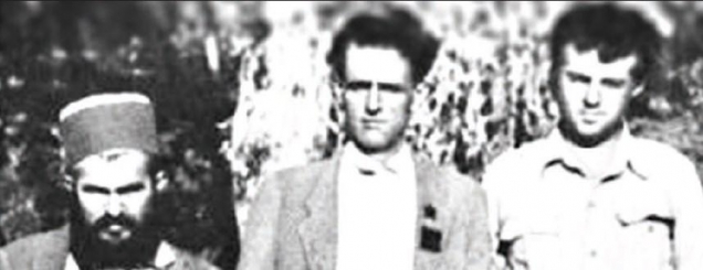 Enver Hoxha:Konferenca e Pez&euml;s<br />nj&euml; pun&euml; e improvizua