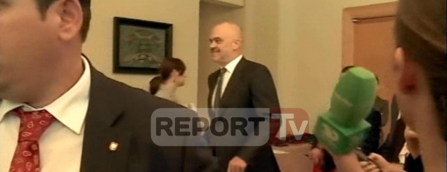 Akuzat për Tahirin, Kryeministri<br />Rama zgjedh të mos komentojë<br>
