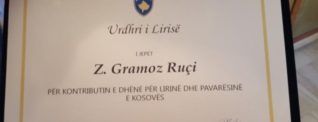 Kosovë, Presidenti Thaçi dekoron<br />Ruçin me dekoratën 'Urdhri i Lirisë'<br>
