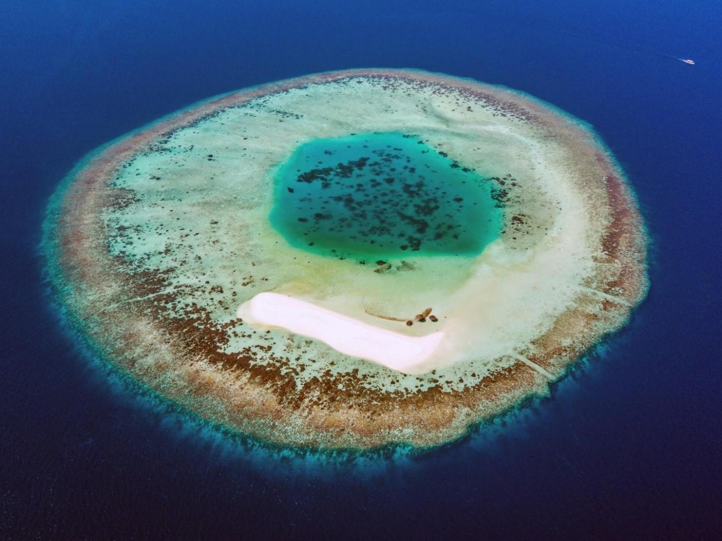Ishujt e ëndrrave, parajsat plot<br />ngjyra për tu vizituar në botë<br>
