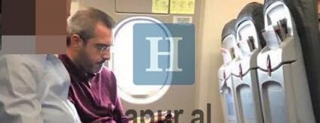 Tahiri në avion, fotoja<br />bën xhiron në internet<br>
