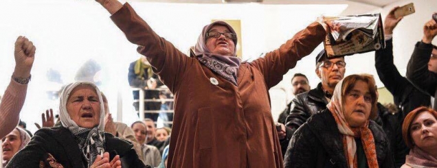 Dënimi i Mlladiç, Bushati: Çlirim<br />për nënat e 8 mijë burrave<br>
